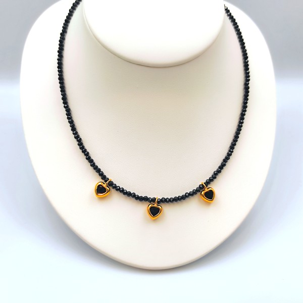 Κολιέ Μαύρα κρυσταλάκια και Καρδιές Κολιέ Μαύρα κρυσταλάκια και Καρδιές