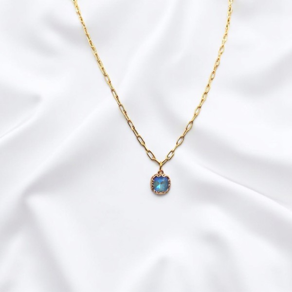 Κολιέ Ατσάλινο με Μοτίφ και γαλάζια λεπτομέρεια Κολιέ Ατσάλινο με Μοτίφ και γαλάζια λεπτομέρεια