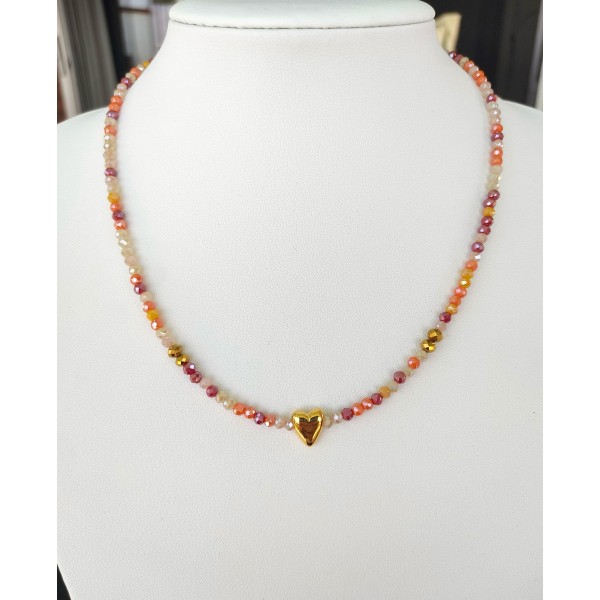 Κολιέ με Λαμπερές Χάντρες & Συμβολική Καρδιά Κολιέ με Λαμπερές Χάντρες & Συμβολική Καρδιά